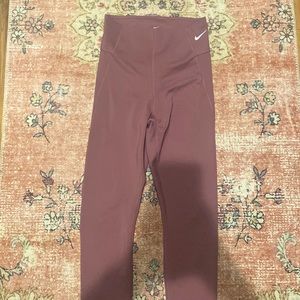 light purple leggings/ size: small